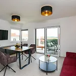 Luxury Mtg Apartment Orebic