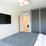 Apartment Luxury Mtg *