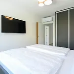 Apartment Luxury Mtg *
