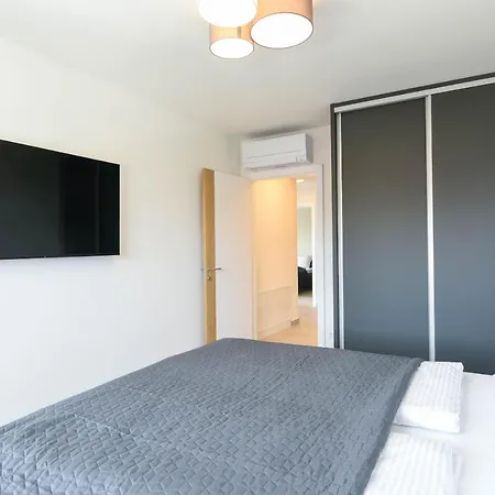 Apartment Luxury Mtg *