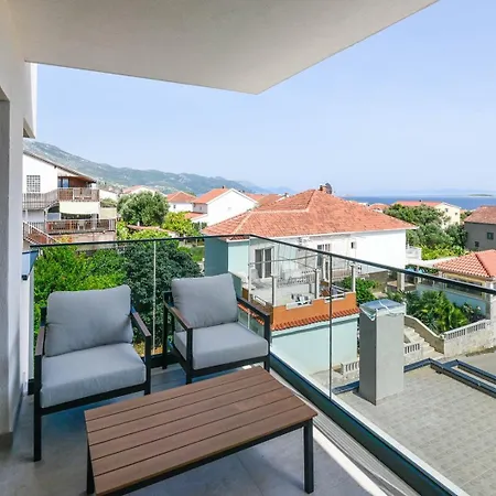 Luxury Mtg Guest house