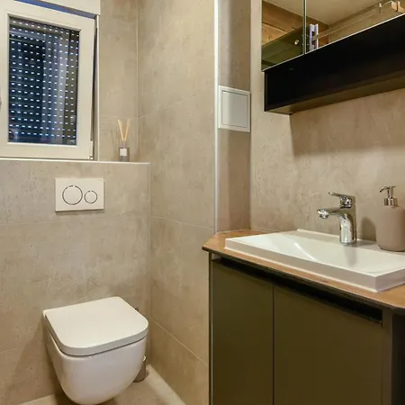 Luxury Mtg Guest house 4*