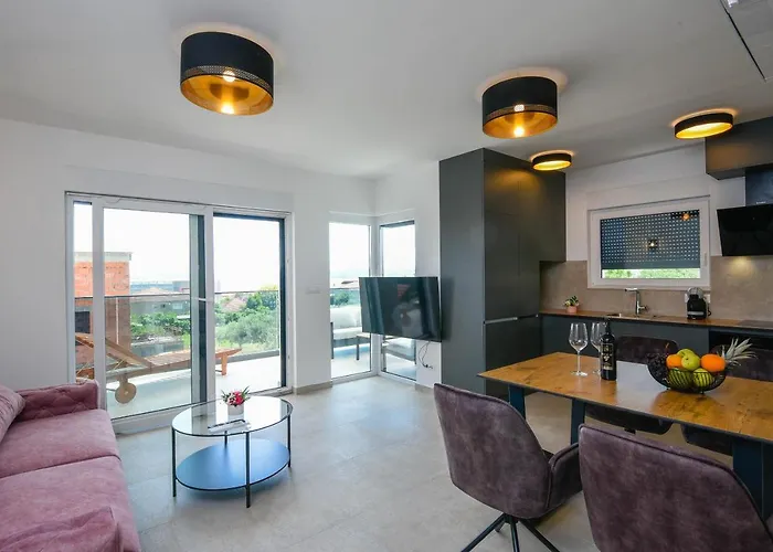 Luxury Mtg דירה אורביץ